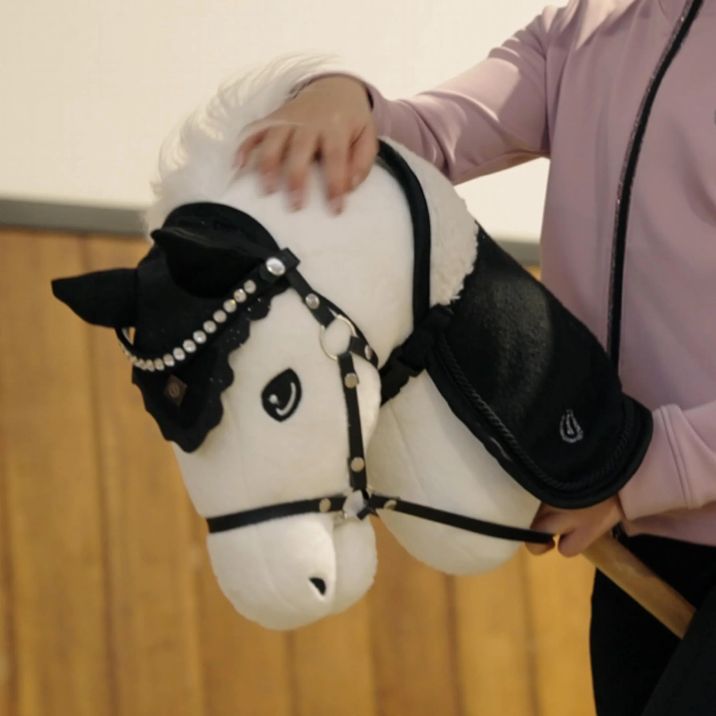 Imperial Riding Hobby Horse IRHFree Spirit, Color Blanco