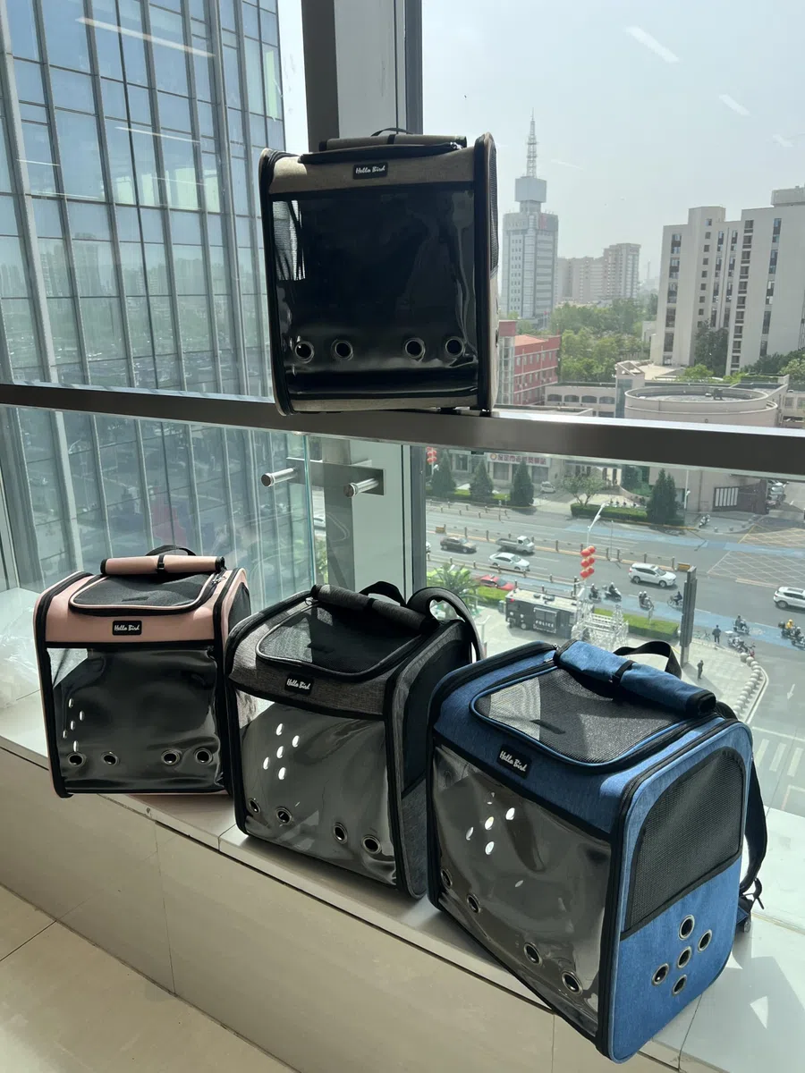 SOLAPOLLO Mochila transpirable para transporte de mascotas, mochila ligera y portátil para exteriores, impermeable, con amplia visión y sombra para el paseo, gris