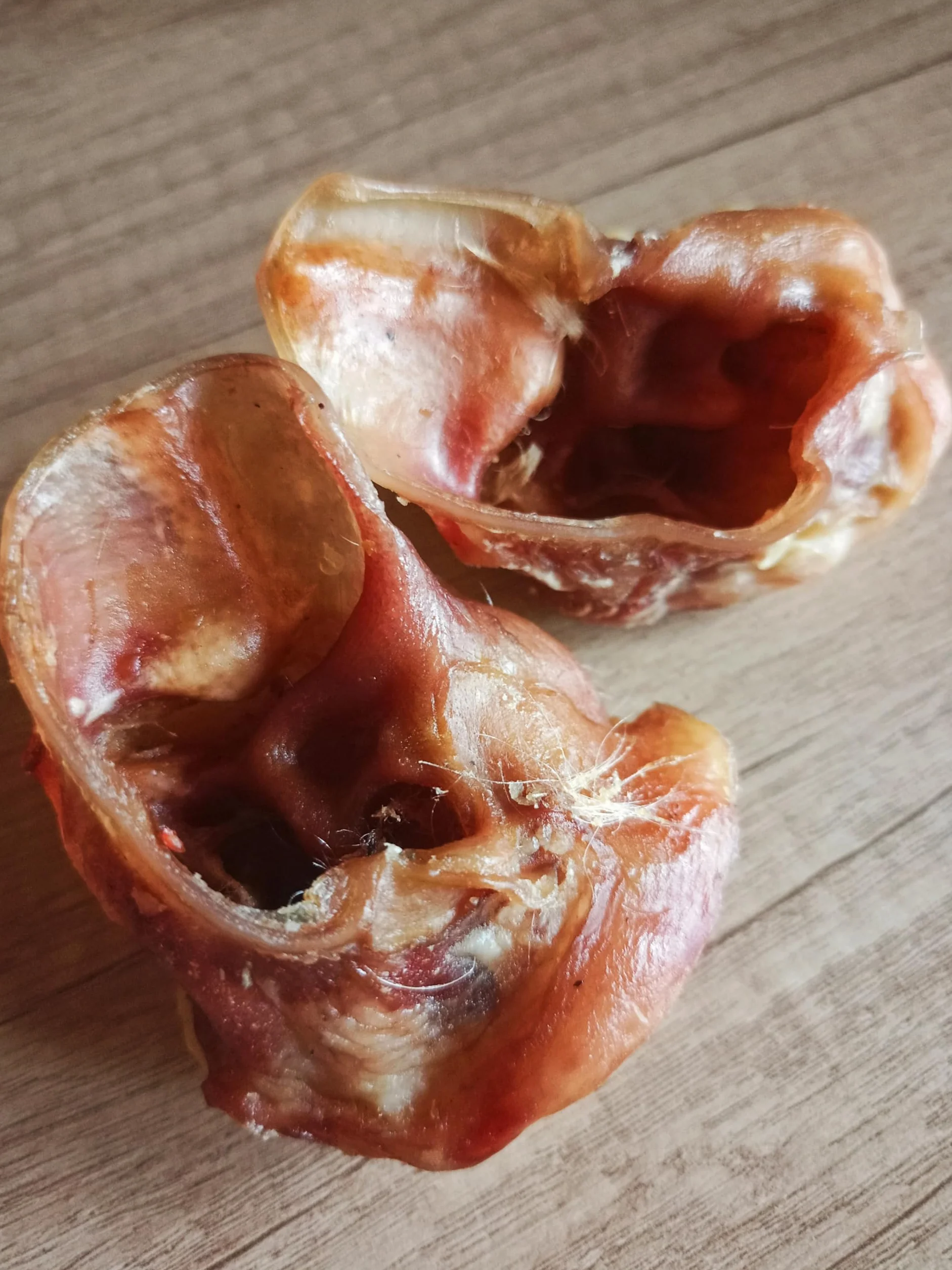 Orejeras de cerdo secas para perros, 5 kg, orejas de cerdo 100% naturales, aperitivos para masticar sin cereales y aditivos, artículos de masticación secados al aire directamente del fabricante. Lucze