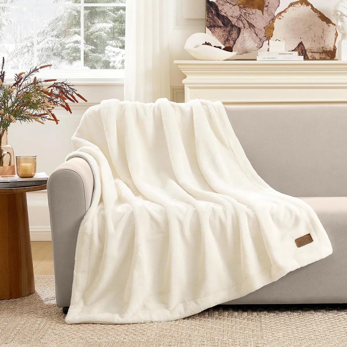 COZY KISS Manta Impermeable de Piel Sintética, Manta para sofá, Cama y Asiento Trasero del Coche, Cubierta Protectora para Mascotas para Perro Grande o Gato, Reversible, Ultra Suave, 127x150cm, Beige