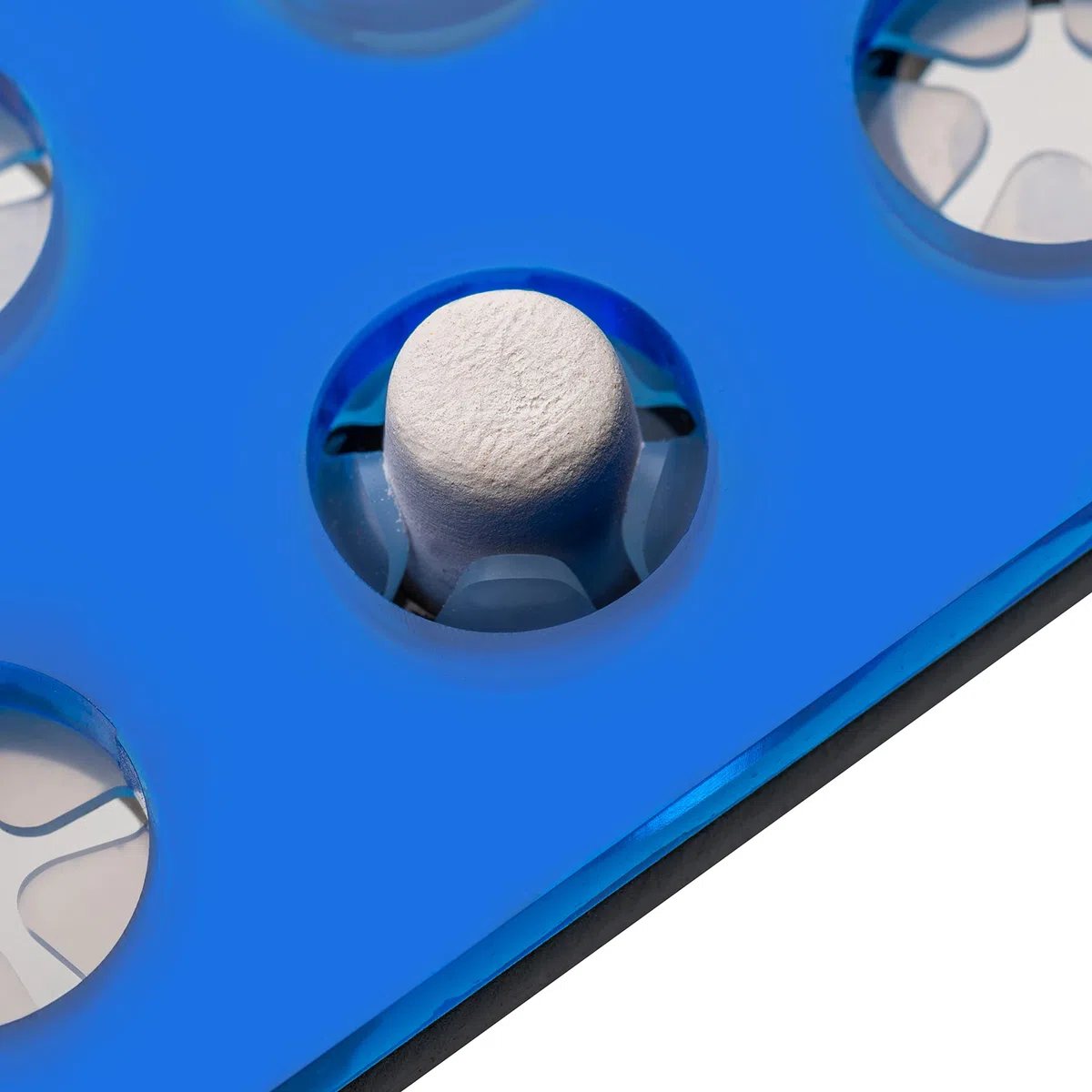 ARKA myREEF-FRAG Rack - con 32 Agujeros - Soporte esquejes de Coral con Fuertes imanes para acuarios Marinos, Incl. fusibles de Silicona, diámetro de los Agujeros Aprox. 15 mm.